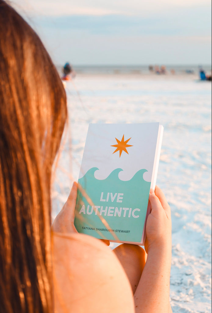 LIVE AUTHENTIC™© BOOK