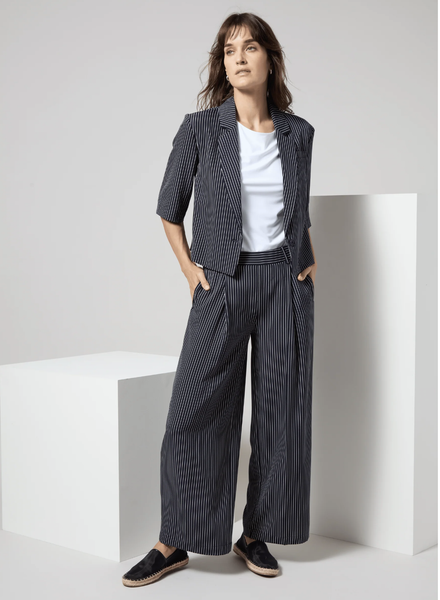 10-3534 Clarette Pleated Trouser