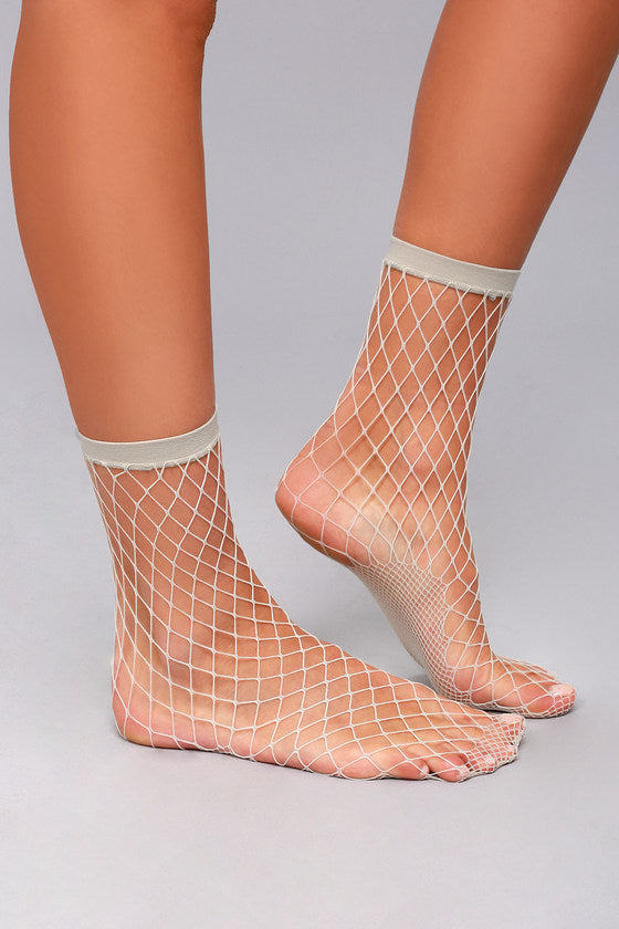 Sugar Sugar Fishnet Ankle Socks - T. Georgiano's