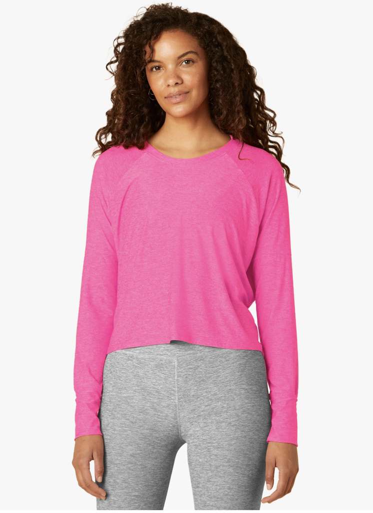 LWSD7792 Featherweight Daydreamer Pullover - T. Georgiano's